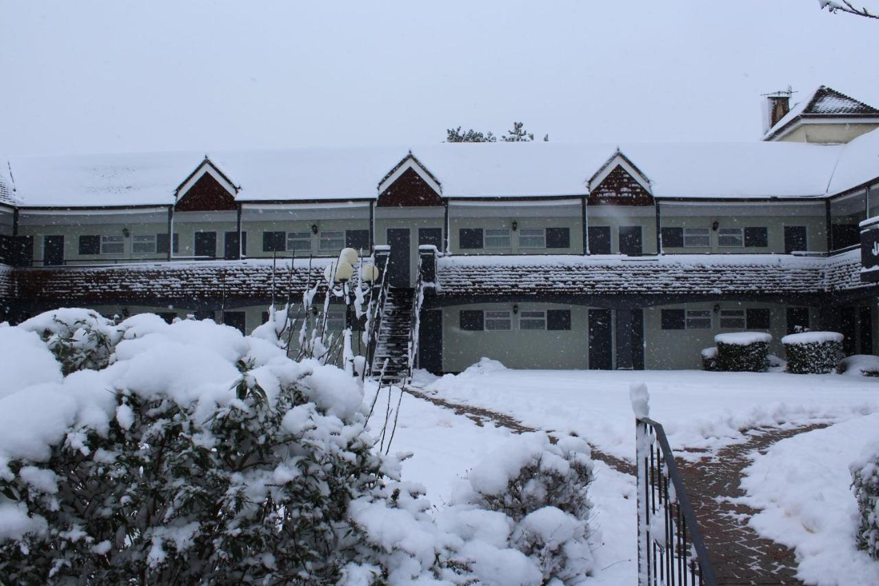 The Town & Country Lodge Dundry Exterior foto